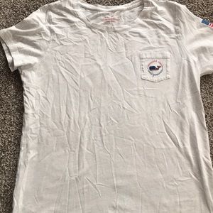Vineyard Vines T-shirt